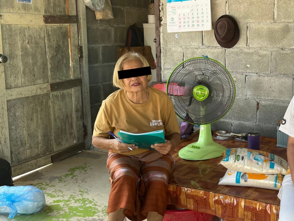 “หลังจากคุณยายกลับมาพักที่บ้าน ทุกคนช่วยกันดูแลอย่างดี”