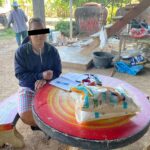 “ทุ่มเทแรงกายและความเอาใจใส่เพื่อดูแลสวนผักเล็ก ๆ และครอบครัวไปพร้อมกัน”